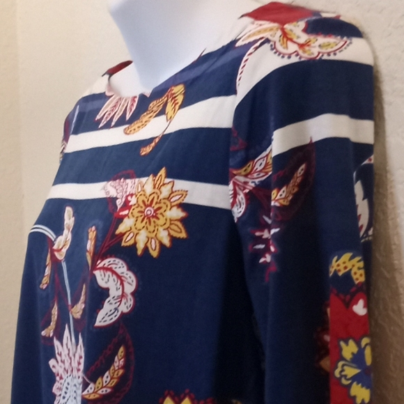 DG2 by Diane Gilman Striped Floral Top - Picture 3 of 15